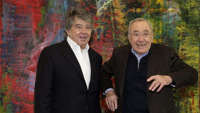 Frieder Burda zusammen mit Gerhard Richter vor einem Bild Frieder Burda zusammen mit Gerhard Richter vor einem Bild
