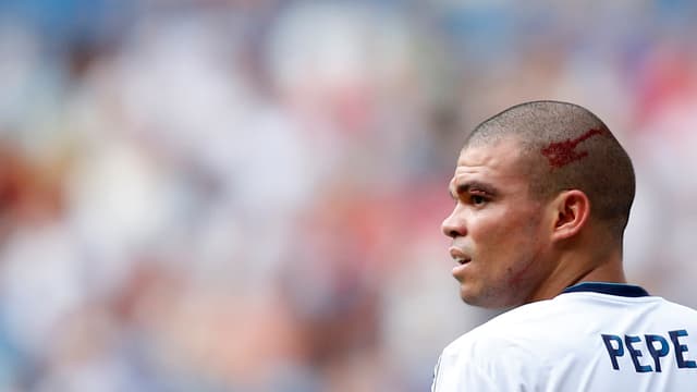 Real-Verteidiger Pepe fällt länger aus. Real-Verteidiger Pepe fällt länger aus.