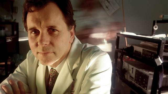 Porträtfoto des Forschers Barry Marshall. Porträtfoto des Forschers Barry Marshall.