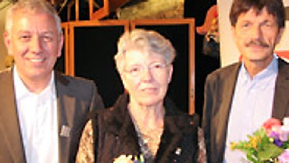 Röbi Koller mit Corina Christen und Ueli Mäder (v.l.).