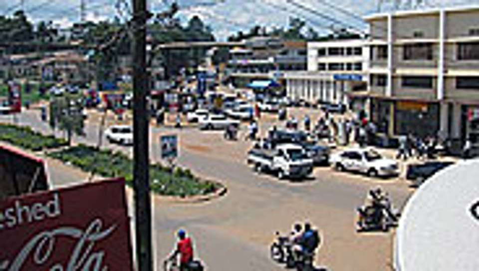 Zentrum von Mbarara. Die Stadt liegt auf 1400 m.ü.M. und zählt knapp 100 000 Einwohner.