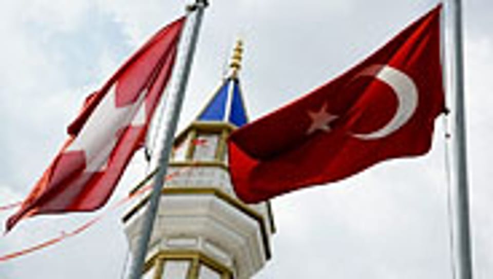 Minarett auf dem Dach des Türkischen Kulturvereins in Olten.