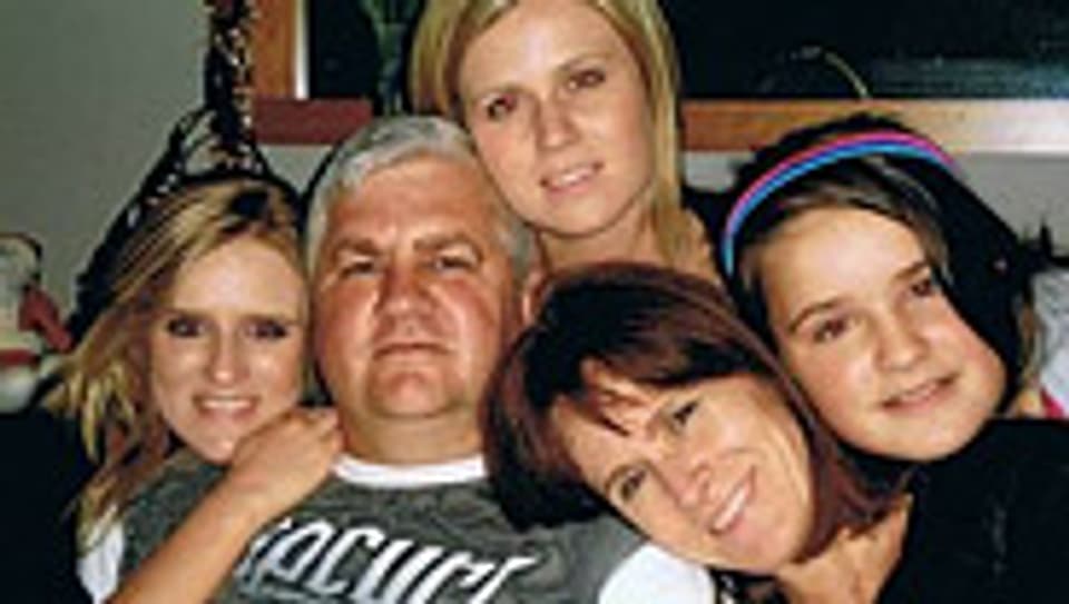 Mark Planzer mit Ehefrau Jo-Anne und seinen Töchtern Stacey, Tarryn und Caileigh (v.l.).