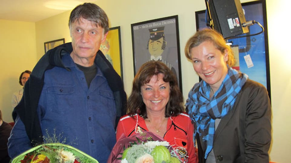 v.l.n.r. Peter Heim, Stadtarchivar; Monika Fasnacht, Moderatorin; Karin Frei, Gastgeberin.