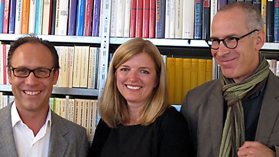DRS 1-Gastgeber Christian Zeugin, Gabriella Baumann-von Arx und Peter Pfrunder.