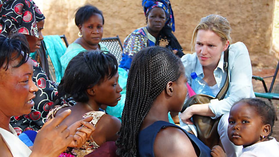 Erschütternde Realität in den Hinterhöfen von Bamaku: Kathrin Hönegger besucht Prostituierte.
