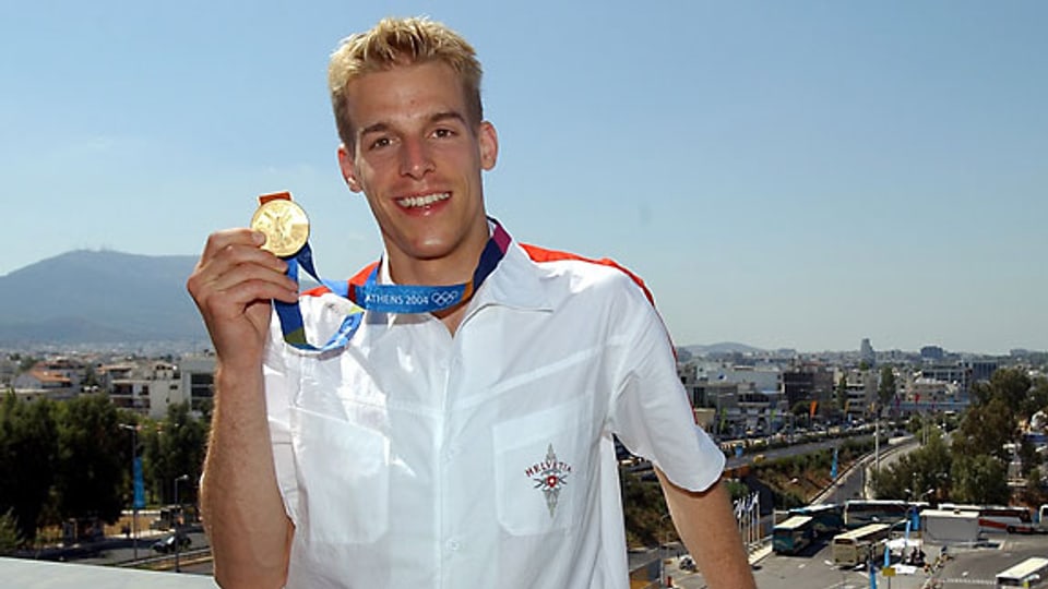 Marcel Fischer holte sich seine Anerkennung mit einem Olympiasieg im Degenfechten in Athen, 2004.