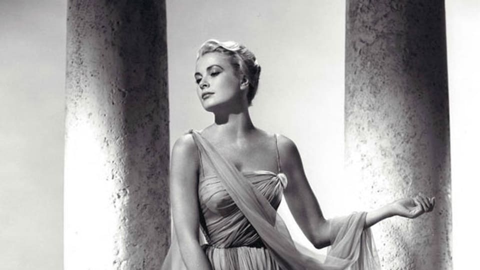 Grace Kelly in einem Kleid aus dem Film «Über den Dächern von Nizza».