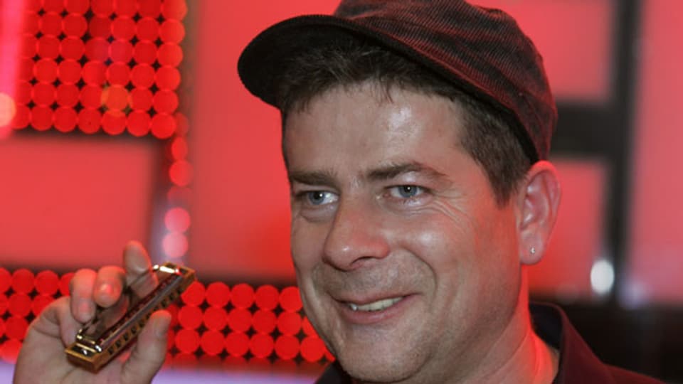 Michael Hirte freut sich 2008 in Köln über seinen Sieg in der RTL-Show «Das Super-Talent».