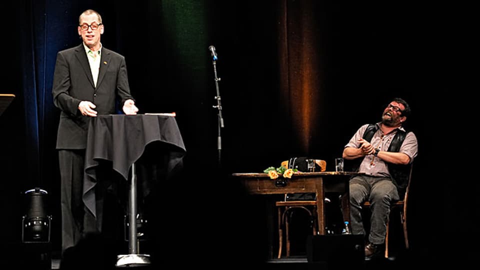 Thomas C. Breuer (links) und Jochen Malmsheimer an den 25. Oltner Kabarett-Tagen 2012