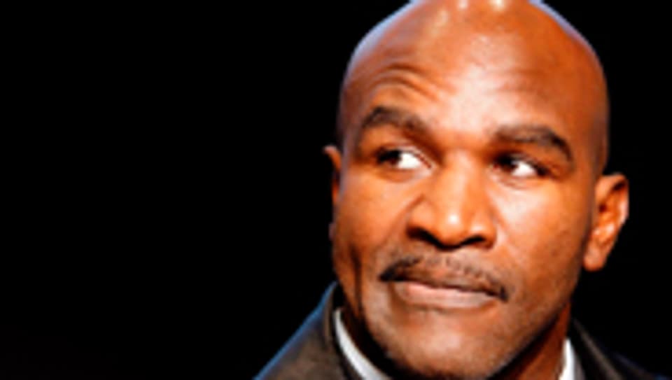 Holyfield mit jungen 47 Jahren.