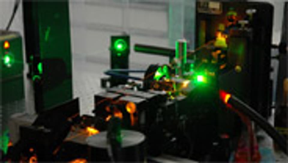Das noch experimentelle Nano-Lichtmikroskop am CIMST