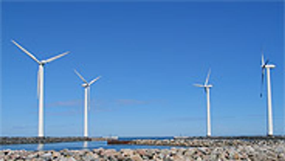 Windkraftanlagen an der dänischen Küste