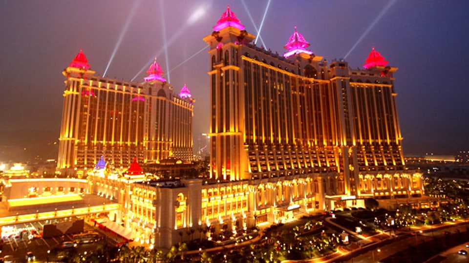 Las Vegas? Nein, China! Das Galaxy Macau Casino-Hotel bei Nacht.