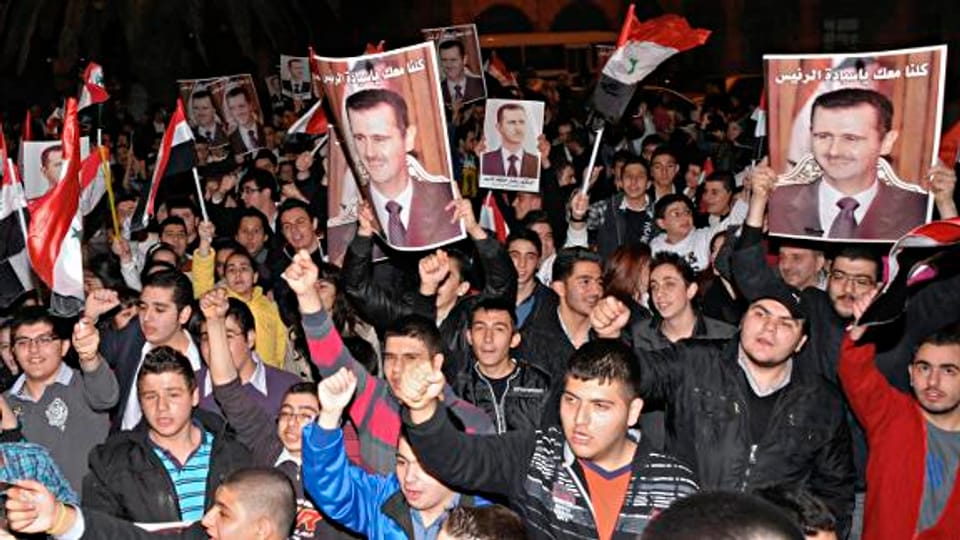 «Organisierte Jubelfeier» für den syrischen Herrscher Assad in Aleppo, der Heimatstadt von Nihad Siris.
