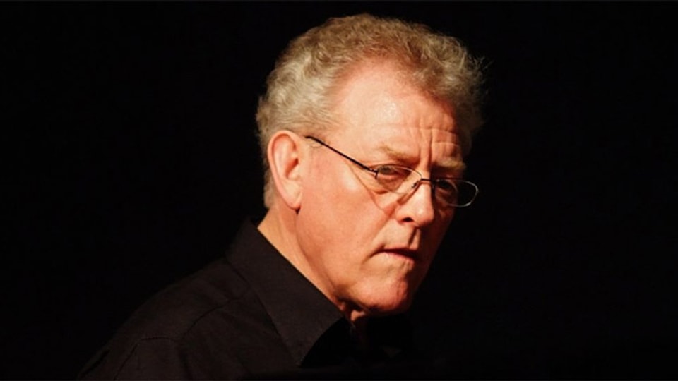 Der englische Pianist John Taylor, 2008.