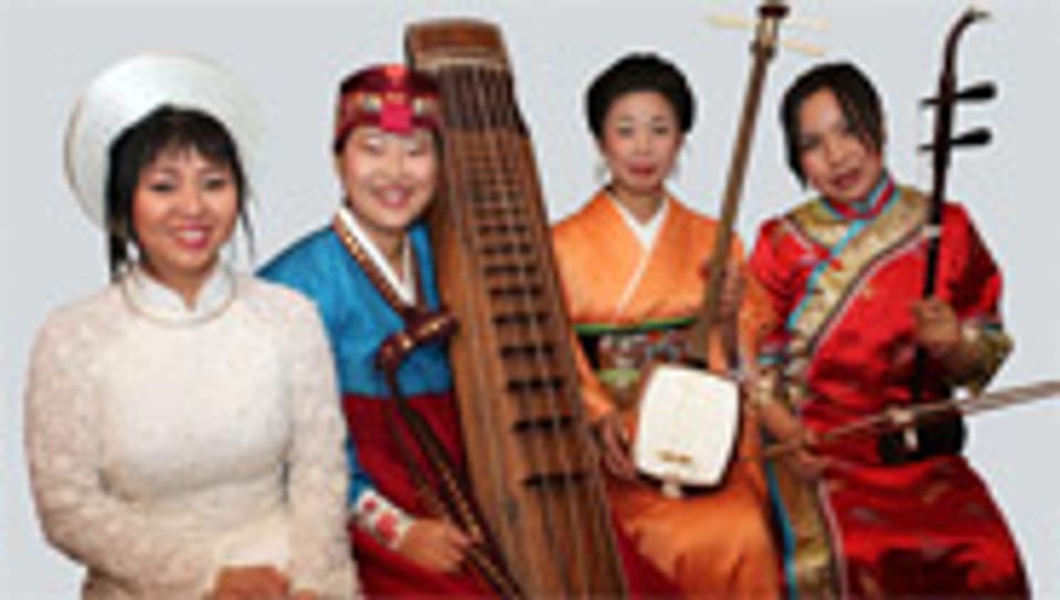 Huong Thanh (links) mit ihren Musikerinnen.