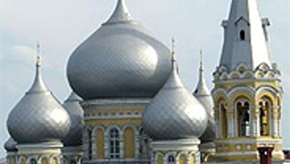 Zwiebeltürme, ein typisches Merkmal für russische Kirchen.