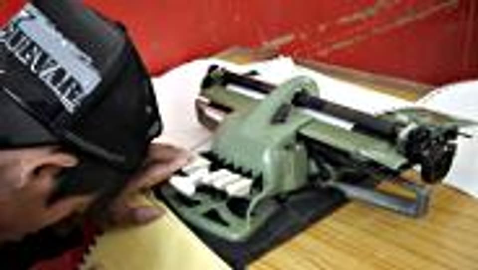 Eine Braille-Schreibmaschine in der Blindenschule in Lhasa.