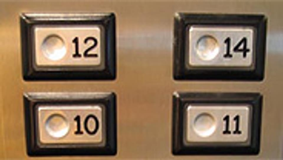 Angst vor einer Zahl: Der 13. Stock fehlt als Fahrstuhltaste.