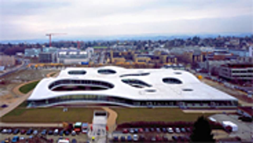 Das «Rolex Learning Center» der EPFL Lausanne.
