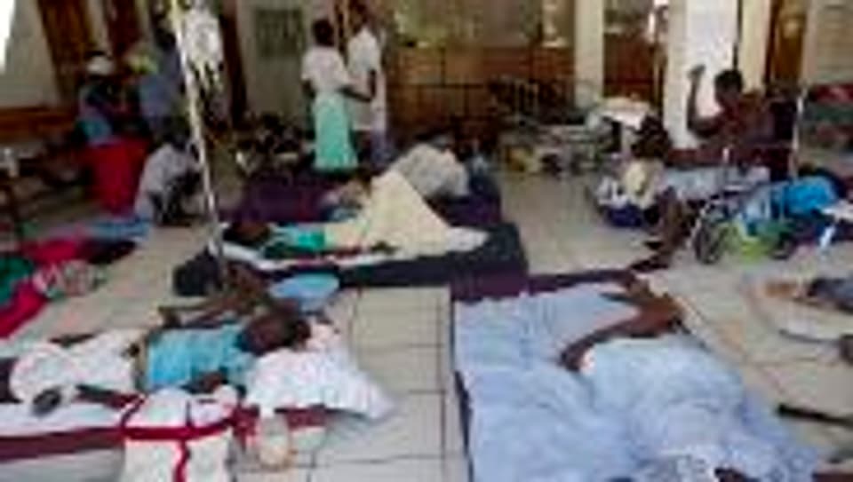 Cholera-Patienten in einem überfüllten Krankenhaus.