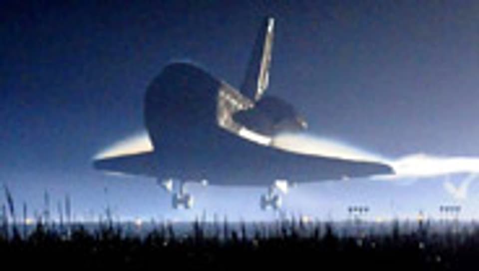 Space Shuttle Atlantis landet im Juli 2011 in Cape Canaveral.