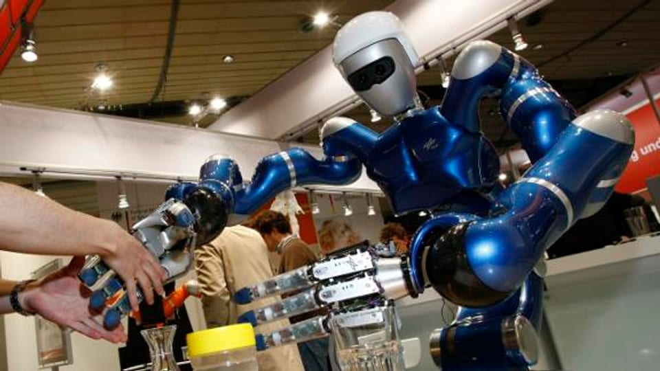 Roboter als Schutzengel - ein futuristisches Forschungsprojekt.