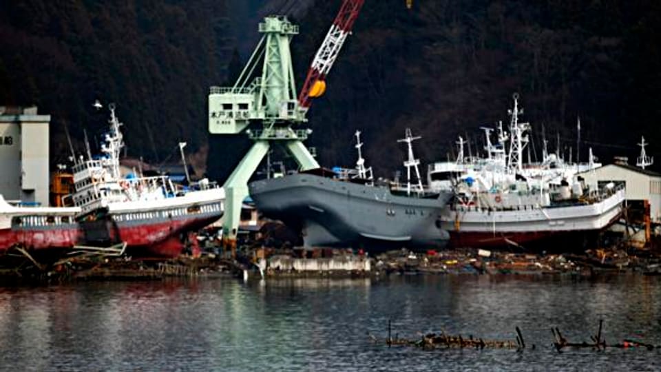 Gestrandete Schiffe nach dem Tsunami.