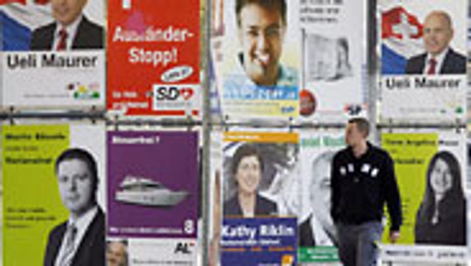 Wahlkampfplakate im Herbst 2007.