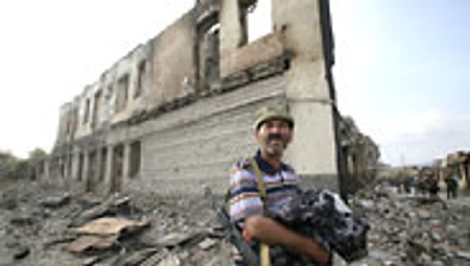 Zerstörung und katastrophale Zustände im südossetischen Zchinwali.