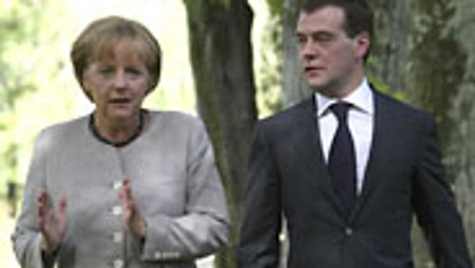 Merkel und Medwedew.