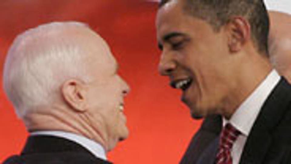 John McCain (l.) und Barack Obama.
