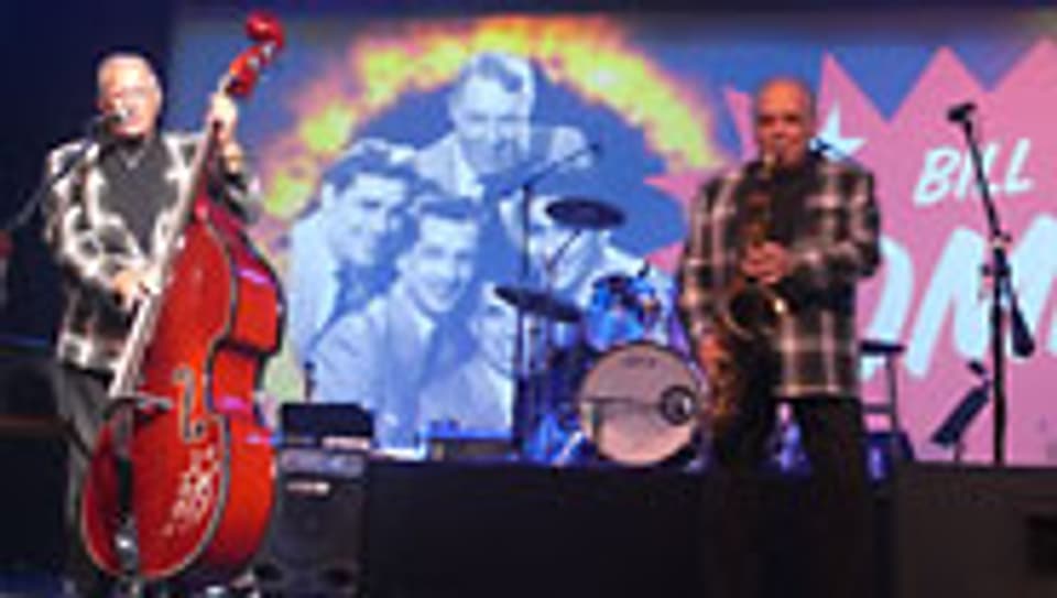 Marshall Lytle (Bass) und Joey Ambrose (Sax) aus der ursprünglichen Band von Bill Haley & His Comets.