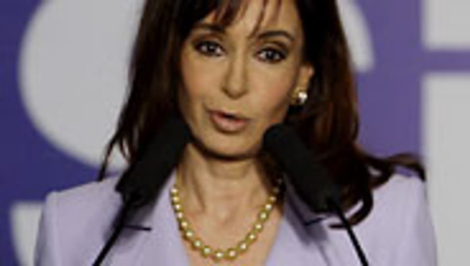 Argentiniens Präsidentin Cristina Fernandez will private Rentenfonds verstaatlichen.