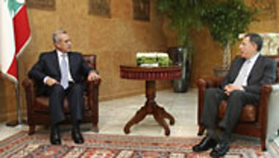 Treffen zwischen Präsident Michel Suleiman (l.) u. Ministerpräsident Fuad Siniora.