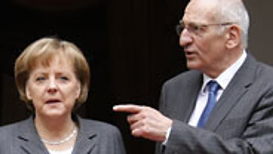 Angela Merkel (l.) und Pascal Couchepin in Bern.