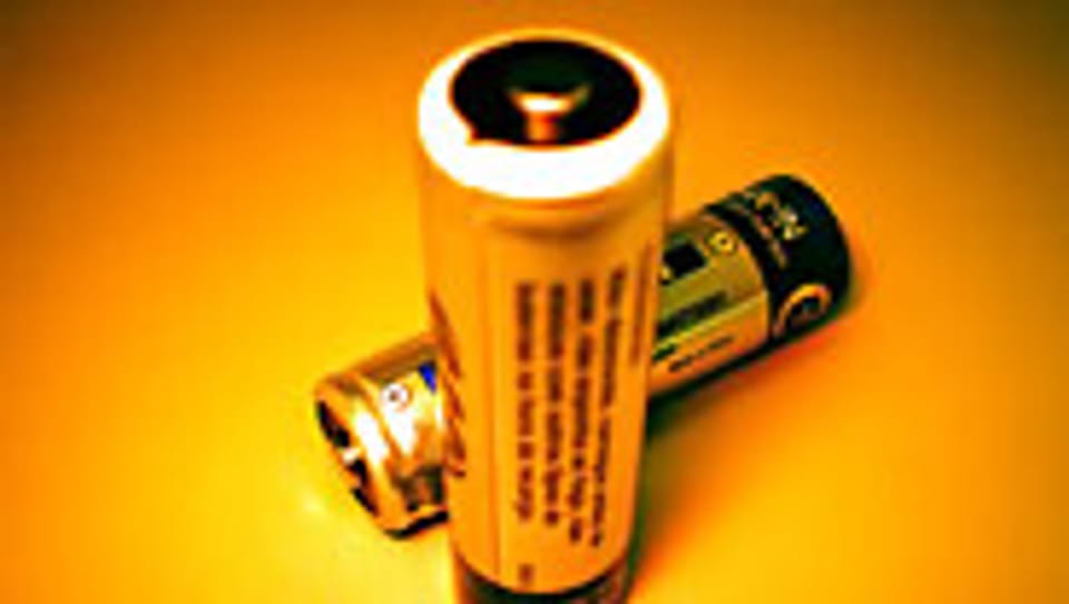 Batterien können Quecksilber enthalten.