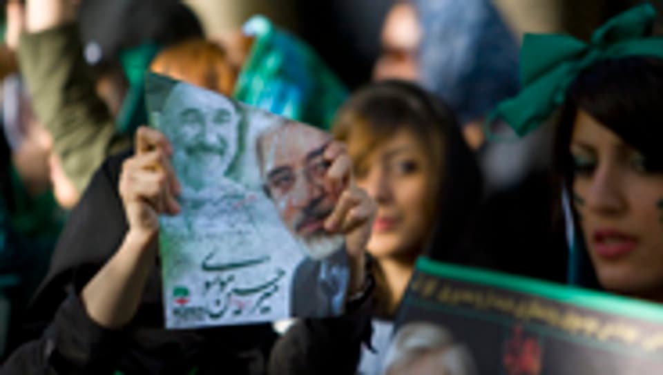Wählerinnen in Iran.