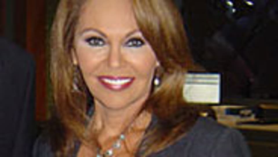 Maria Elena Salinas.