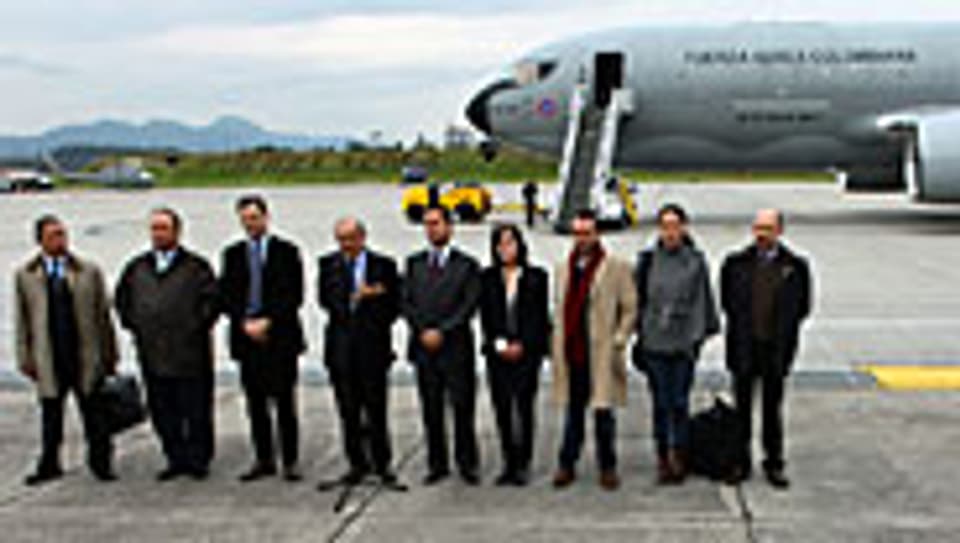 Team der kolumbianischen Regierung vor der Abreise nach Oslo.