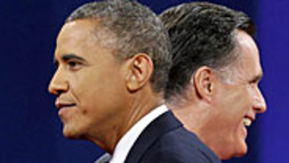 Barack Obama und Mitt Romney am Ende der letzten TV-Debatte.
