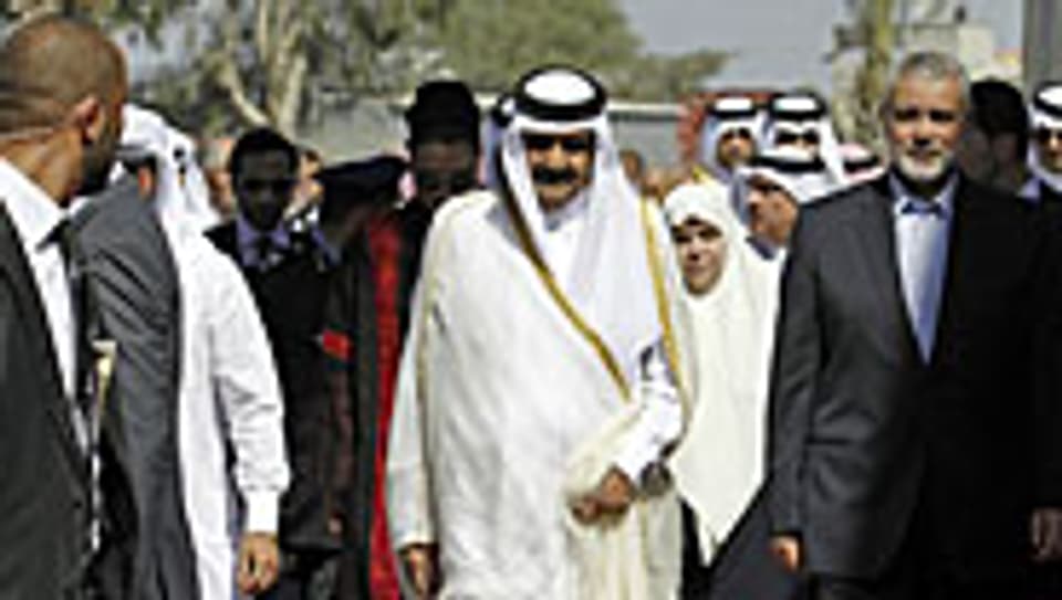 Willkommenszeremonie für den Emir von Katar in Rafah im Gazastreifen.