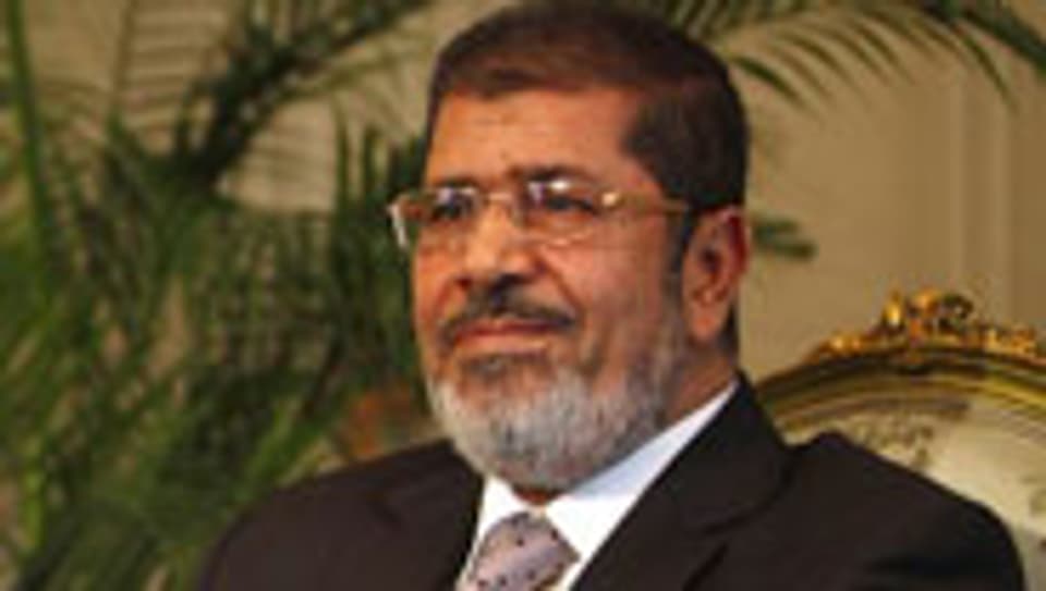 Mursi verschafft sich selbts uneingeschränkte Macht.
