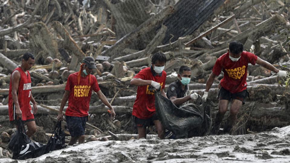 Grosse Naturkatastrophe mit wenig Medienecho: Taifun Bopha in den Philippinen.