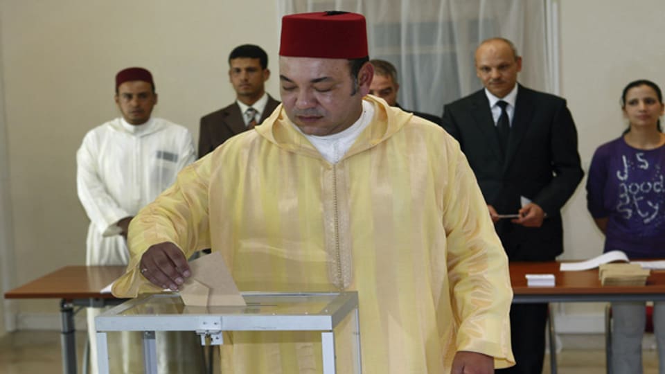 Als im Arabischen Frühling auch in Marokko die Proteste aufflammten, sah sich König Mohammed VI. zu einer Reaktion gezwungen.