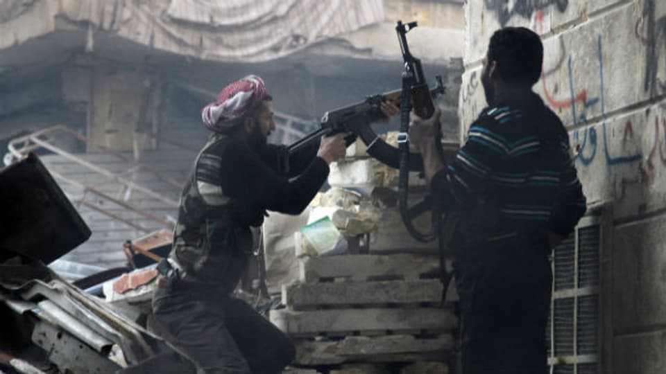 Unter den syrischen Aufständischen gewinnen militante Kämpfer an Einfluss.
