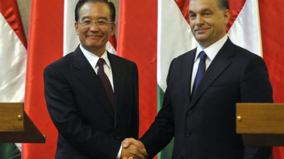 Ungarns Ministerpräsident Orban empfängt im Juni 2011 Chinas Premier Wen Jiabao