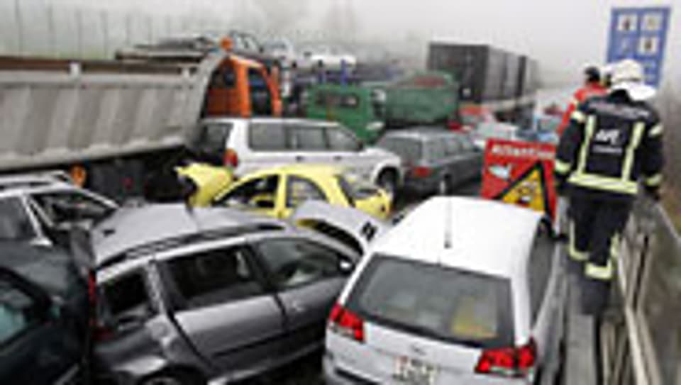 Massenkarambolage auf der A9 Info 3 SRF