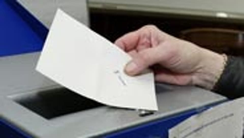 Das Schweizer Stimmvolk entscheidet am 17. Juni 2012 über drei nationale Vorlagen.